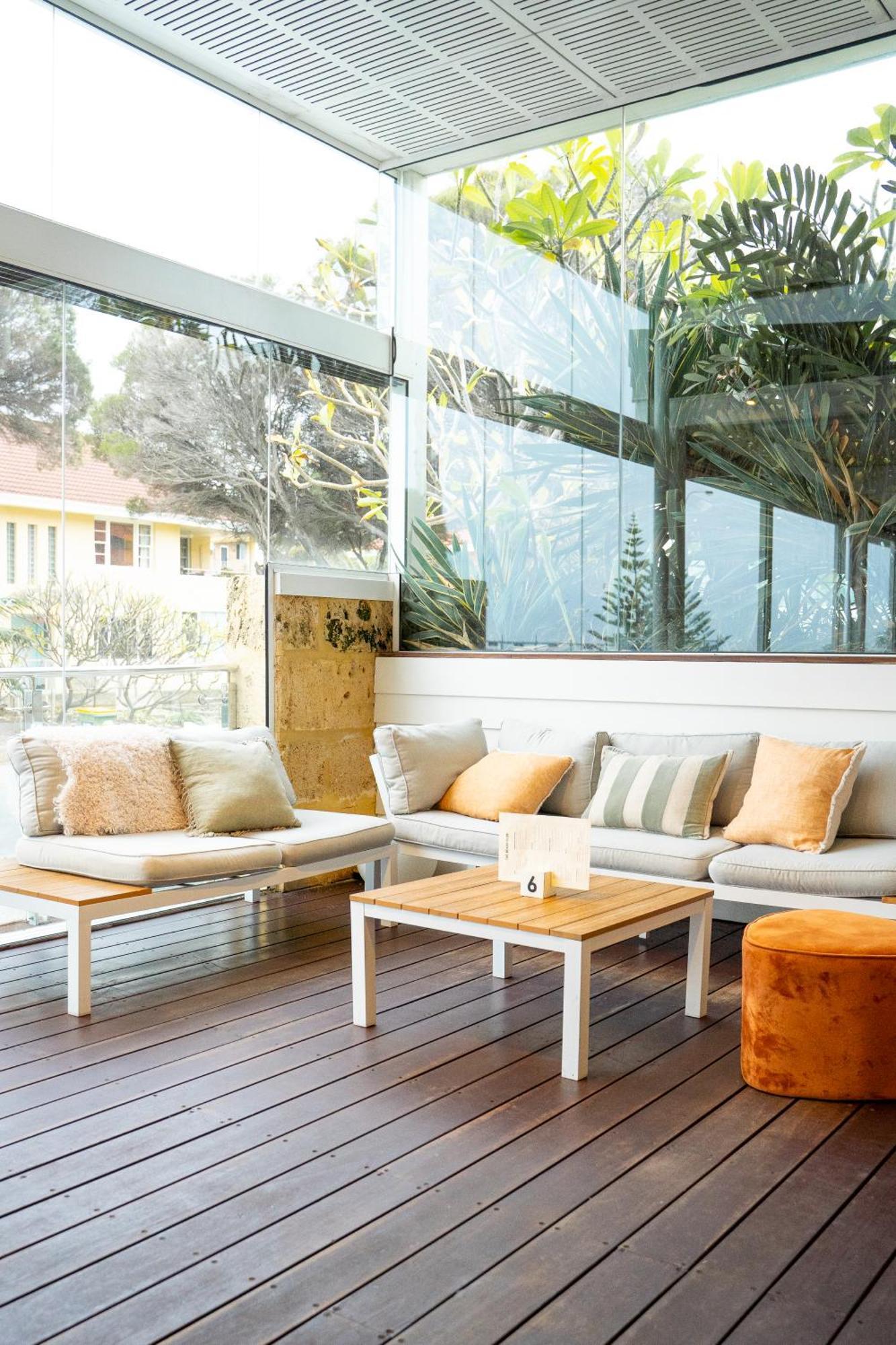 Cottesloe Beach Hotel Perth Exterior photo