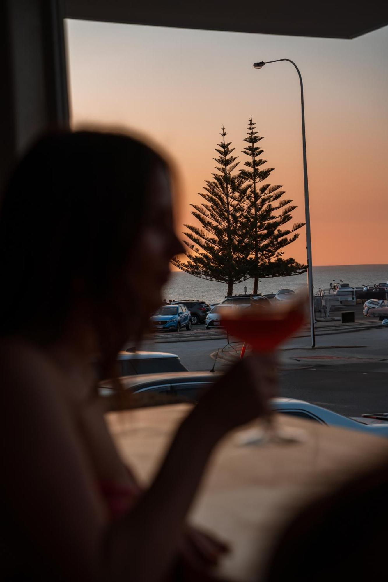 Cottesloe Beach Hotel Perth Exterior photo