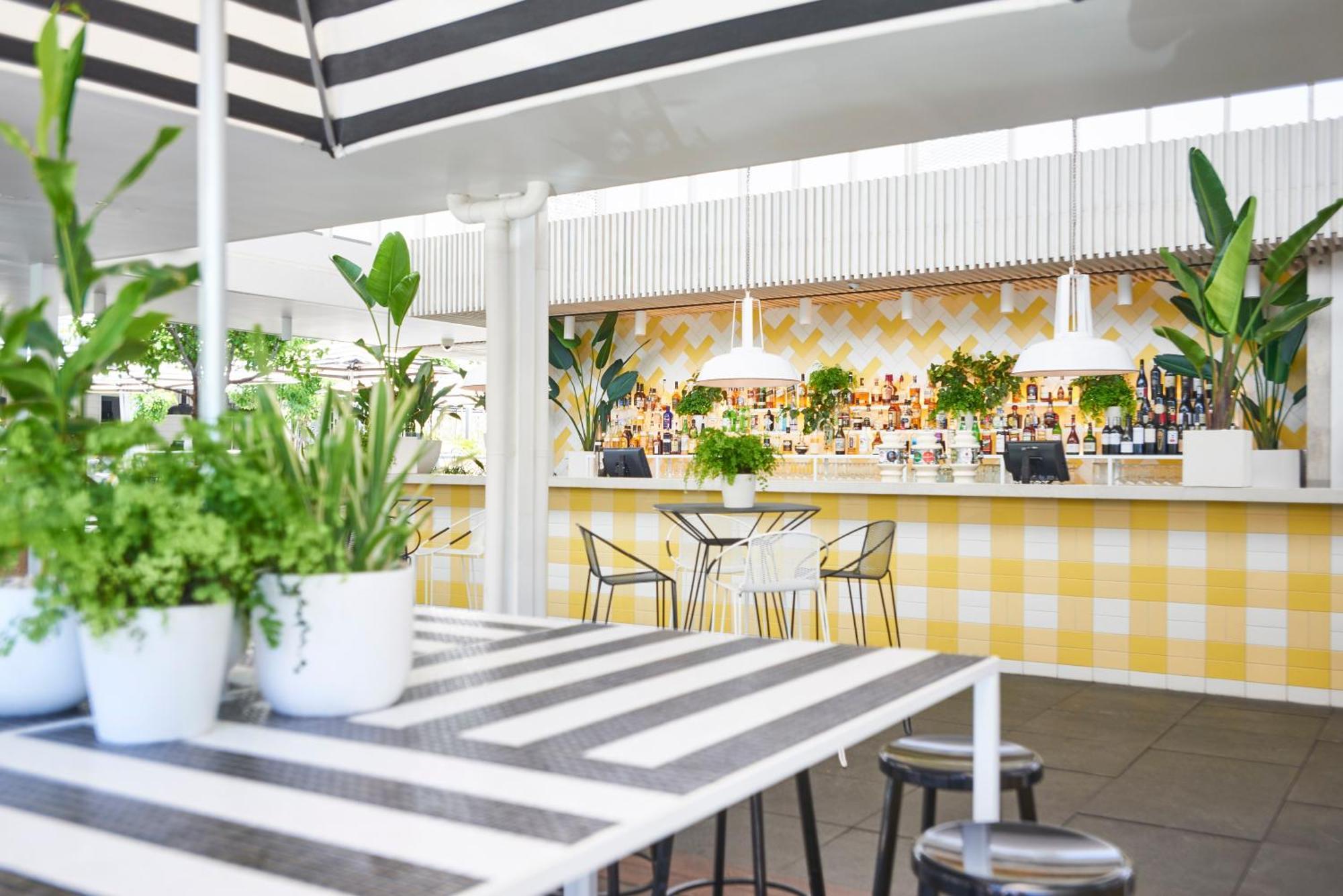 Cottesloe Beach Hotel Perth Exterior photo