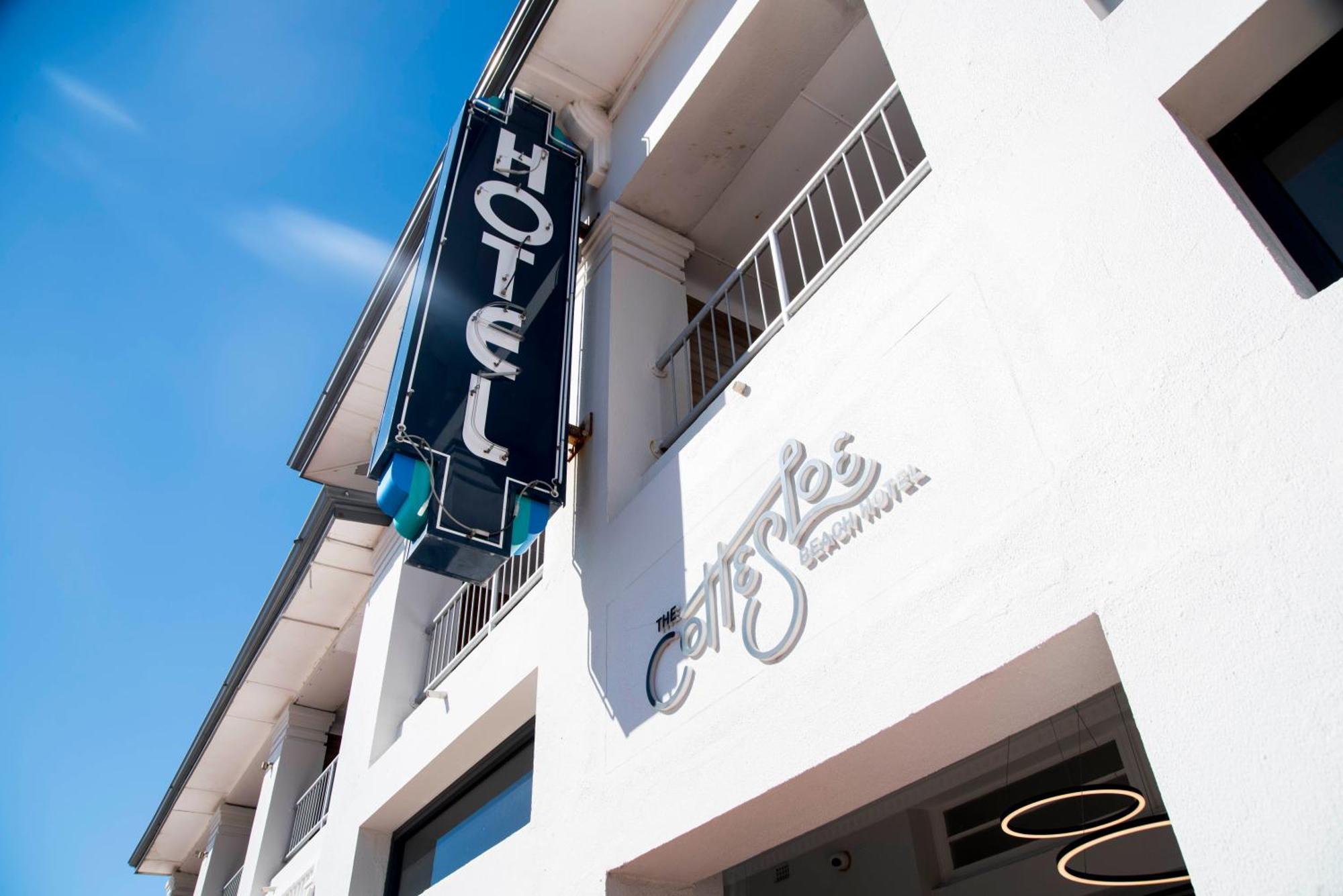 Cottesloe Beach Hotel Perth Exterior photo
