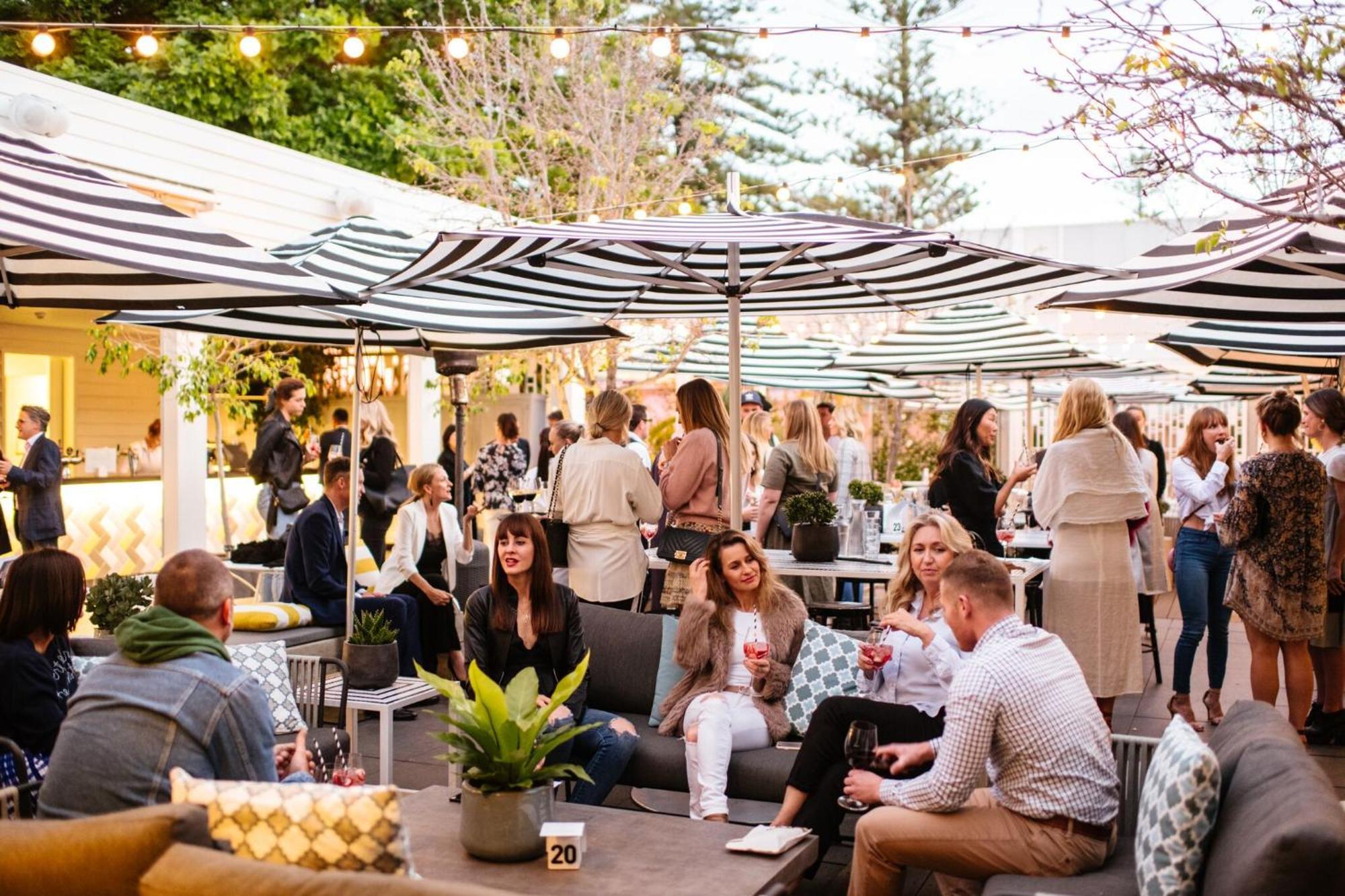 Cottesloe Beach Hotel Perth Exterior photo